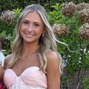 Meet your Posher, Emma